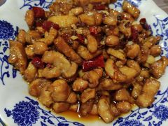 宫保鸡丁-大隐隐于市私房菜(保和小区店)