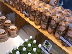 -LanTa蓝塔烘焙(紫荆山卜蜂莲花店)