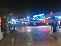-亚龙湾中心广场