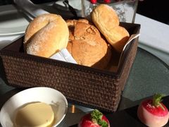 iphone_upload_pic-AZUR聚(香格里拉饭店)