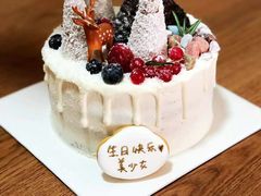-半勺舒舒生日蛋糕店