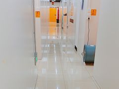-安东易迷你自助仓储寄存仓库(杨浦店)