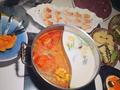 -椰子湾·海南火锅·糟粕醋·椰子鸡(正大广场店)