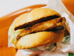 卤辣板烧鸡腿堡-麦当劳(领展中心城店)