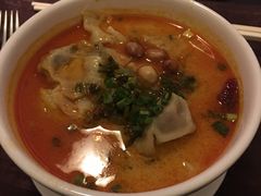 -广州汇华希尔顿逸林酒店