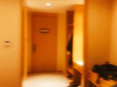 -全季酒店(上海青浦吾悦广场淀山湖大道店)