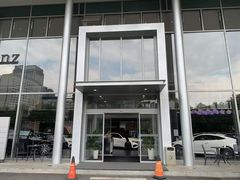 -贵州贵星奔驰4S店(观山湖店)