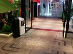 -麻辣空间·清油火锅(水井沟店)
