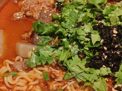 -成都你六姐·牛肉冒菜(城市集市合生汇店)