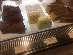 杏仁巧克力蛋糕-Seesaw Coffee(环贸iapm店)