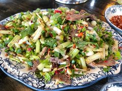 -乐山食古香跷脚牛肉