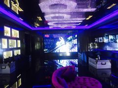 -泡沫BUbbLE量贩式KTV(金沙江路店)