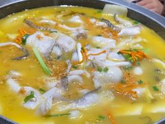 -山城外·非遗酸菜鱼(蜀都万达店)