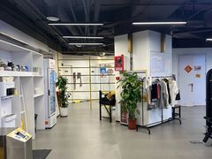 -超鹿运动(达信大厦店)