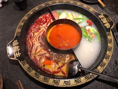 -味舵主重庆火锅(邓尉路店)