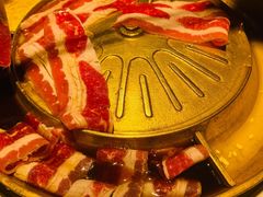 芝士锅底-猪啊牛呀羊啊铜盘烤肉(正大广场店)