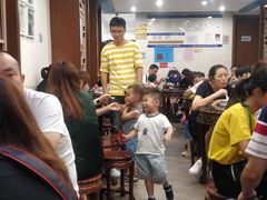 等位区-仁信老铺甜品(北京路店)