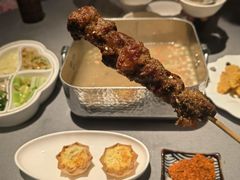 -左庭右院鲜牛肉火锅黑金店(陆家嘴中心店)