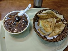 -穆彦华逍遥镇胡辣汤(岗坡路店)