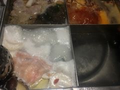 -海底捞火锅(关山保利店)