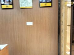 -福奈特洗衣·洗鞋·奢侈品护理(武汉国际广场店)