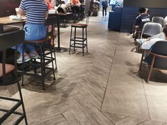 -星巴克臻选(南京金茂览秀城店)