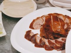 新雅片皮鸭-新雅粤菜馆(南京东路店)