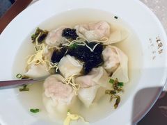 荠菜虾仁馄饨-松鹤面馆·古法焖肉面(观前店)