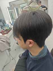 -尤司男士国潮理发馆