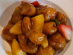 菠萝咕咾肉-有璟阁港式餐厅(金融街购物中心店)