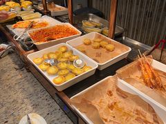 -怡豪大饭店·49楼旋转自助餐厅