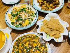 -东来菜馆•手抓海鲜家常菜•海鲜锅贴(鸽子窝店)