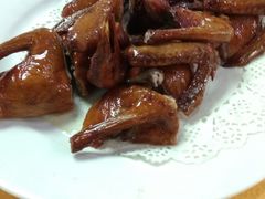 红烧乳鸽-鸽王世家(东华东路店)