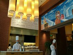 -香格里拉鱼跃地中海西餐厅·牛排披萨