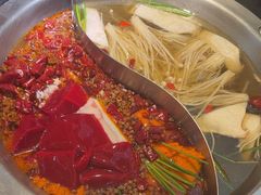 -沸炉重庆老火锅(军事博物馆店)