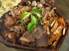 招牌筲箕卤菜-灶东家民间菜(回兴店)