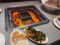 -洞子口重庆鲜货火锅(楚翘城旗舰店)