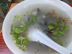 -建国蚵煎蚵面