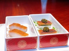 鱼子酱脆皮松板肉-解香楼(八盘岭路店)