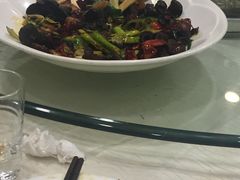 -红高粱大酒店(宁山东路店)