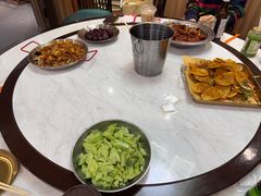 -辣盆盆麻辣小龙虾(哈尔滨总店)