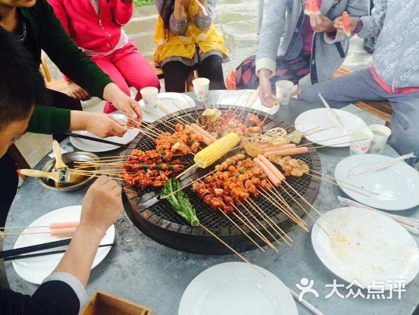 鑫鹏园家庭农场-自助烧烤图片-温江区休闲娱乐-大众点评网