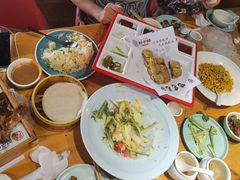 -肘子酥·天津菜·特色捞面(德云社店)