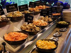 自助取餐区-怡咖啡海鲜自助餐厅(浦东香格里拉店)