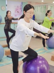 -爱尔乐美孕产瑜伽·普拉提