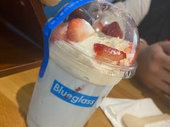 藻蓝蛋白草莓椰子车厘子冷萃酸奶-Blueglass酸奶(华贸购物中心店)