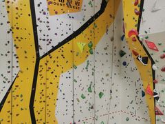 -问山MountQuest攀岩馆