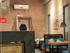 -苹果树下艺术餐厅(宋庄店)