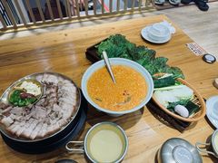 -吴氏包饭·传统民俗料理(延大学府店)