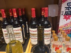 -雍容荟帝王蟹活龙虾展台自助(IFS黑金店)